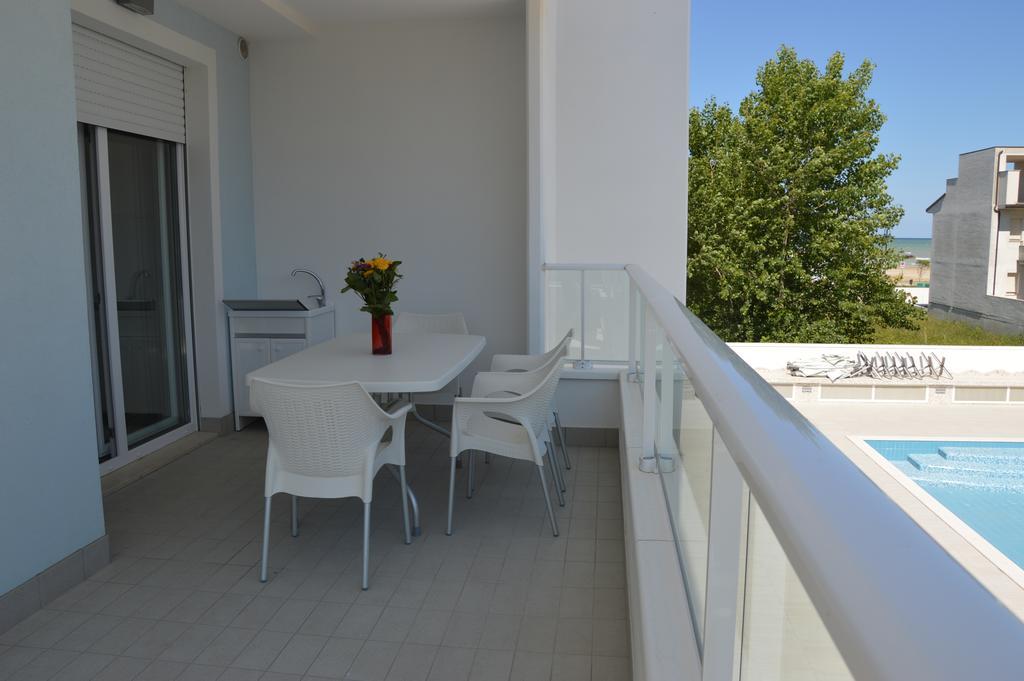 Case Vacanze Blue Bay Resort Roseto Degli Abruzzi Extérieur photo