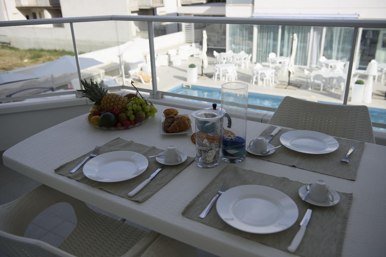 Case Vacanze Blue Bay Resort Roseto Degli Abruzzi Extérieur photo